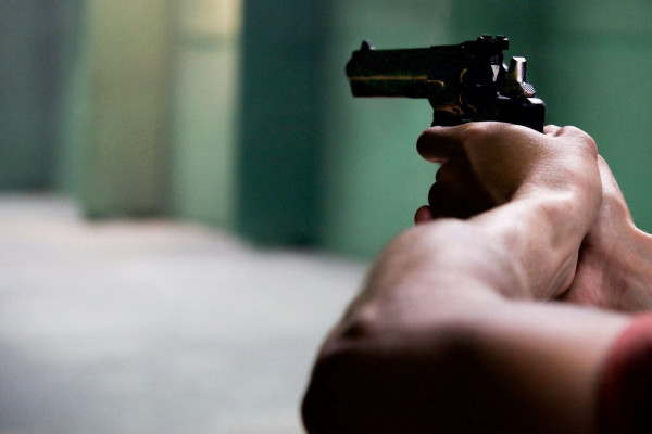 Λάρισα – Στιγμές τρόμου για υπάλληλο φαρμακείου – Ο ληστής την απείλησε με όπλο