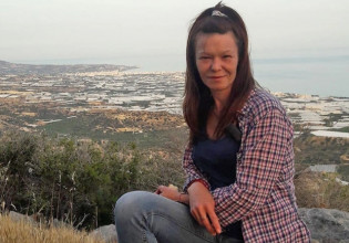 Γυναικοκτονία – Βίντεο ντοκουμέντο πέντε λεπτά πριν τη δολοφονία στην Ιεράπετρα – Οι διάλογοι του δράστη με την αστυνομία