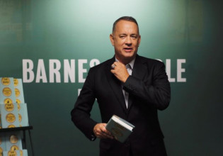 «Είσαι ο ήρωας μου» – Επιστολή-έκπληξη του Τομ Χανκς σε βιβλιοπώλη – Τι τον εντυπωσίασε