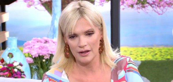 Σάσα Σταμάτη – «Έφυγε σκληρά ο μπαμπάς μου και δεν αξίζει σε κανέναν άνθρωπο να φύγει έτσι»