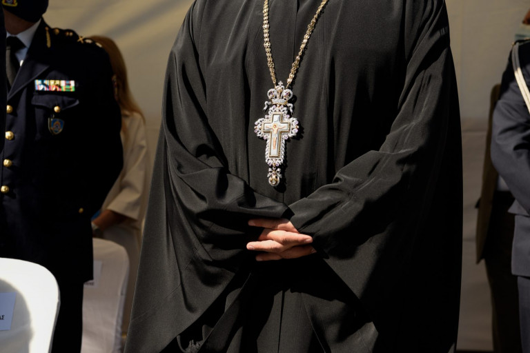 Ανεμβολίαστοι – 60 με 70% των ιερέων και έως το 90% των μοναχών δεν έχουν κάνει το εμβόλιο