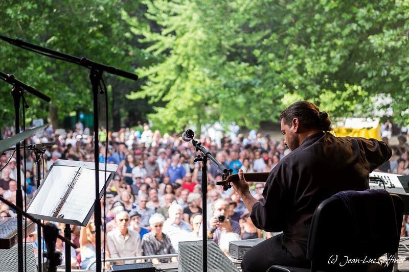 Ο Αλέκος Βρέτος επιστρέφει στο Faust με τζαζ διάθεση