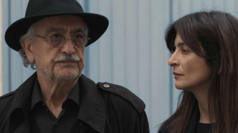 Η γη της Ελιάς – Ο Ισίδωρος μαθαίνει ότι η Αντιγόνη είναι κόρη του