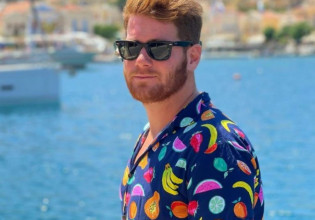 James Καφετζής – Το επικό σχόλιο για τον Τριαντάφυλλο