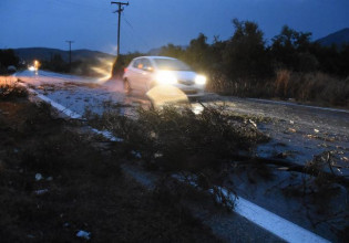 Καιρός – Η κακοκαιρία «Αθηνά» σφυροκοπά τη χώρα – Πού θα χτυπήσει τις επόμενες ώρες