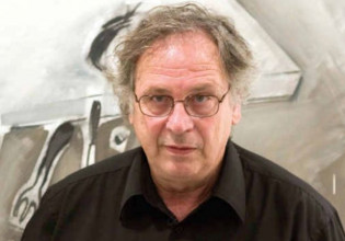 Κυριάκος Κατζουράκης – «Δεν βάζω ούτε μία πινελιά, αν εκείνη τη στιγμή δεν πιστεύω ότι θα αλλάξει τον κόσμο»