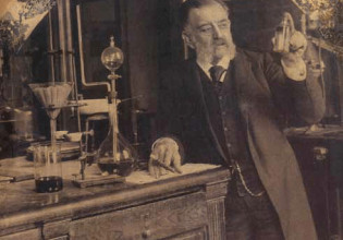 Αναστάσιος Χρηστομάνος – Ο άοκνος εργάτης της επιστήμης της χημείας