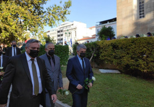 Φώφη Γεννηματά – Στη Μητρόπολη Αθηνών σύσσωμη η κοινοβουλευτική ομάδα του ΚΙΝΑΛ