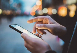 Πιερρακάκης – Αλλάζει ο τρόπος διάθεσης των 50 GB για τους εμβολιασμένους 15-17 ετών – Θα μπορούν τα πάρουν όλα μαζί