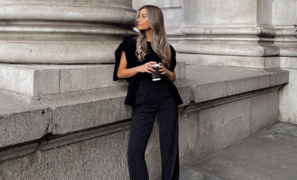 Αντίο skinny jeans! Αυτό είναι το παντελόνι που θα φορέσουμε όλοι φέτος