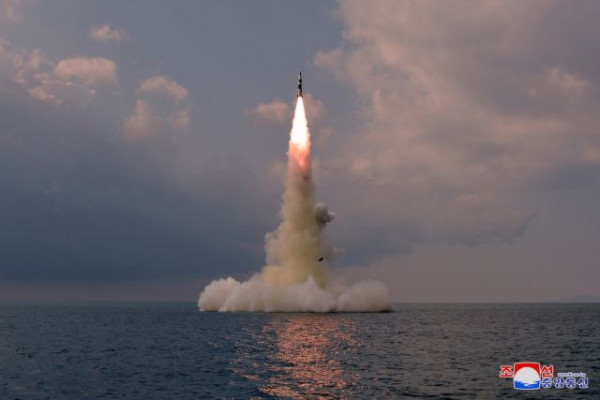 Β. Κορέα – Νέα εκτόξευση πυραύλου από υποβρύχιο – Κατεπείγουσα συνεδρίαση του ΣΑ του ΟΗΕ