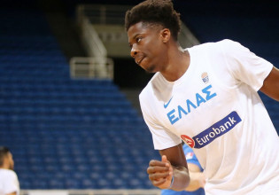 Euroleague – Το απίστευτο κάρφωμα του Κώστα Αντετοκούνμπο