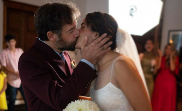 Κωστής Μαραβέγιας – Η πρώτη του εμφάνιση μετά τον γάμο