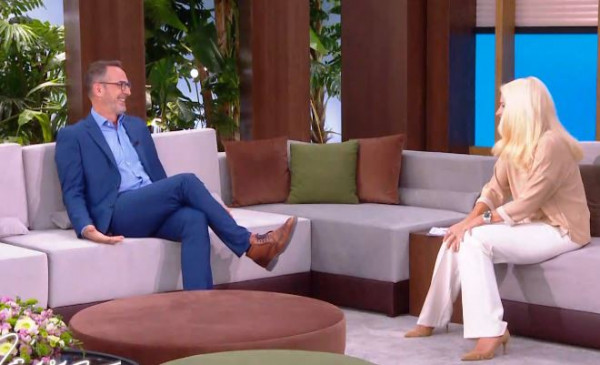 Ο Κώστας Κρομμύδας μιλάει στην Ελένη Μενεγάκη για το νέο του βιβλίο