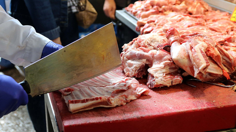 Ηράκλειο – Ανατροπή στην υπόθεση του ξυλοδαρμού του 46χρονου; – Η μαρτυρία της ταμία του κρεοπωλείου