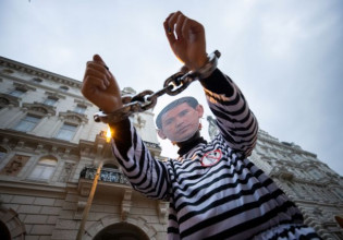 Αυστρία – Πολιτική κρίση πυροδοτεί η έρευνα κατά του Κουρτς