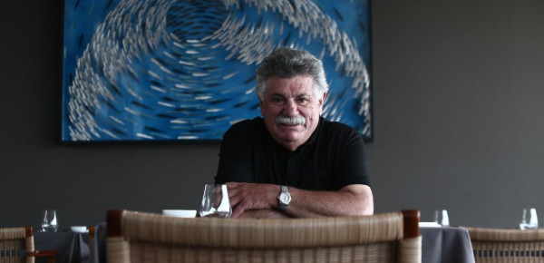 Λευτέρης Λαζάρου – Έπεσε θύμα διαδικτυακής απάτης – Τι αποκάλυψε