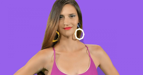 Μαρία Μιχαλοπούλου – Η αγρότισσα από το GNTM ποζάρει topless και ανεβάζει την θερμοκρασία