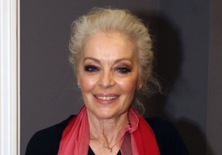 Μαρία Αλιφέρη – Μιλά ανοιχτά για την παρενόχληση και τον εκβιασμό που έχει δεχθεί