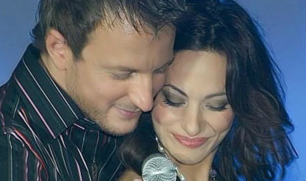 Θυμάστε τη Μάρω Λύτρα; Δείτε τη δουλειά κάνει σήμερα η τραγουδίστρια του Fame Story 2