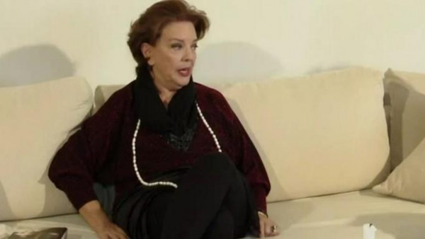 Μάρα Μεϊμαρίδη – «Εβγαλα το σουτιέν μου στον αέρα της εκπομπής και το παράτησα»