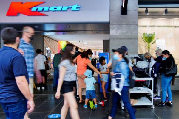 Μελβούρνη – Βγήκε από το lockdown μετά από εννέα μήνες – Γέμισαν εστιατόρια και κομμωτήρια