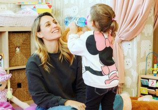 Ελεονώρα Μελέτη – Η μικρή Αλεξάνδρα υποδέχεται την… Άνοιξη