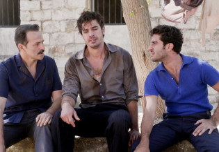 Άγριες Μέλισσες – Ο σκηνοθέτης στέλνει το δικό του μήνυμα – Δουλειά μας είναι να μην αφήνουμε τη μνήμη να σκουριάζει