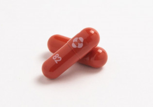 Συμφωνίες και παραγωγή του φαρμάκου για τον κοροναϊό προωθεί η MSD