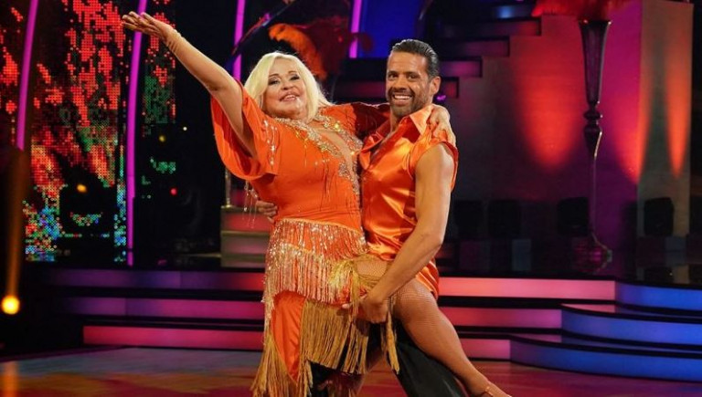 DWTS – Σάρωσε το πλατό η Μπέσσυ Αργυράκη – «Είδωλο» την χαρακτήρισαν οι κριτές