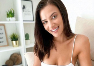 Λάουρα Νάργες – Λαμπερός γάμος στην Βάρκιζα – Πρώτη φωτογραφία με τον Χρήστο Σαντικάϊ