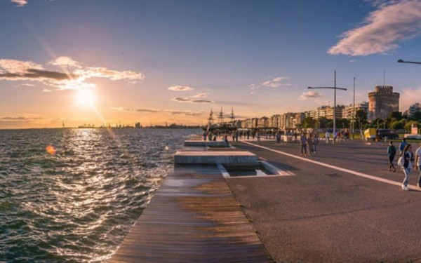 Αγωνία για την «παρέλαση» του ιού στη Βόρεια Ελλάδα