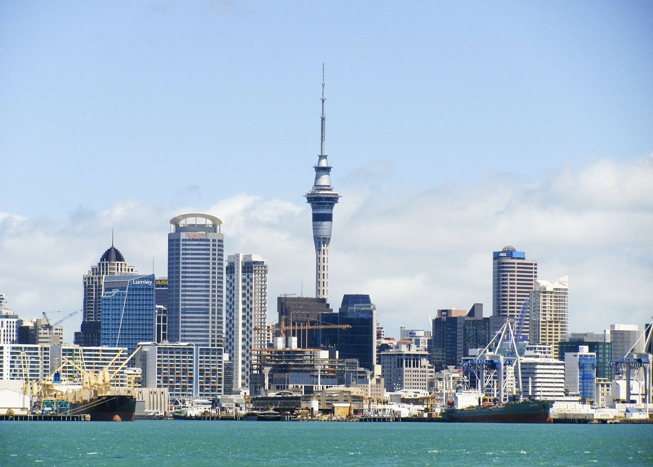 Κοροναϊός - Η Νέα Ζηλανδία εγκαταλείπει την προσπάθεια να μηδενίσει τα κρούσματα