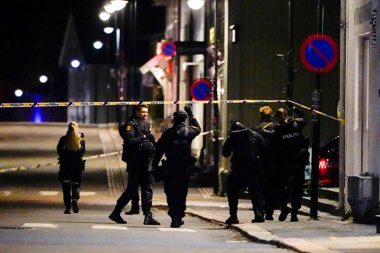 Νορβηγία - Τουλάχιστον πέντε οι νεκροί από την επίθεση - Συνελήφθη ο δράστης, ανοιχτό το ενδεχόμενο τρομοκρατίας