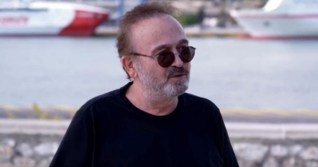 Σταμάτης Γονίδης – Πρώτη φορά είδα τον πατέρα μου με κουστούμι όταν τον θάψαμε