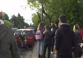 ΠΑΜΑΚ – Με τα πιστοποιητικά στα χέρια οι μαθητές – Μεγάλες ουρές και αναμονή