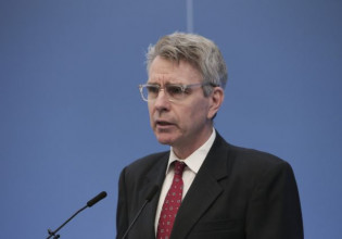 Τζέφρι Πάιατ – Ενδεχόμενο αμερικανικών βάσεων και σε άλλα νησιά – Τι είπε για την αντίδραση του ΣΥΡΙΖΑ στη συμφωνία