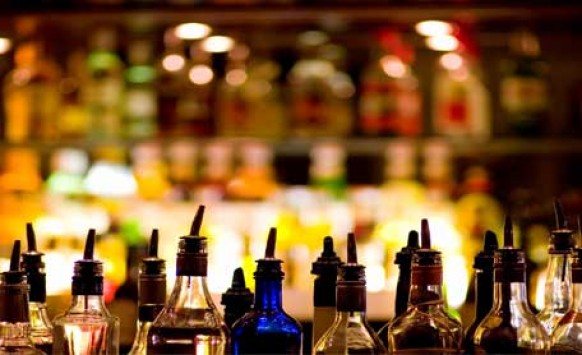 Θεσσαλονίκη - Συλλήψεις τεσσάρων ατόμων για λαθραία ποτά από Βουλγαρία