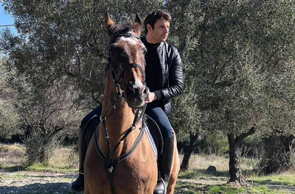 Πάρης Σκαρτσολιάς – Έχω κλάψει πολλές φορές στη δουλειά, όταν απογοητεύομαι από εμένα