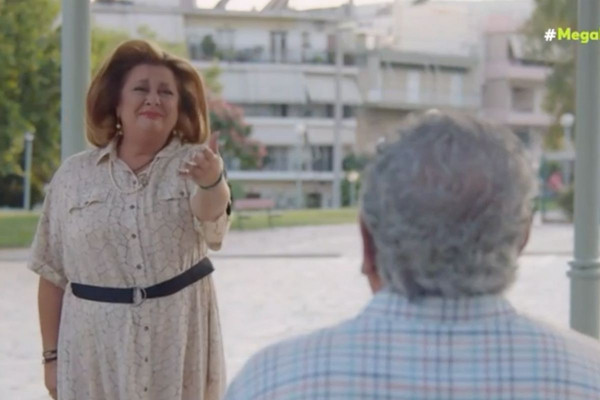 Συμπέθεροι απ’ τα Τίρανα – Θα συναντήσει η Πένη τον Μπουκουράν; – Αποκλειστικό απόσπασμα από το τρίτο επεισόδιο