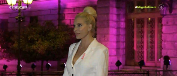 Ελένη Μενεγάκη – «Σας ευχαριστώ, σας αγαπώ και απεχθάνομαι τις ίντριγκες»