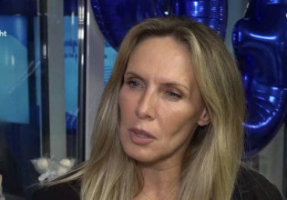 Εβελίνα Παπούλια – «Με ρώτησε η Αφροδίτη τι πιστεύω για τη Γη της Ελιάς και της είπα ότι… »