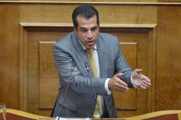 Πλεύρης – Αήθης η επίθεση Πολάκη σε Τσιόδρα – Ο ΣΥΡΙΖΑ «χαϊδεύει» τους αντιεμβολιαστές