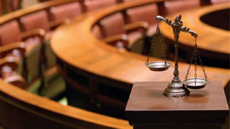 Παρατείνεται η αποχή των δικηγόρων για τους πλειστηριασμούς ευάλωτων οφειλετών