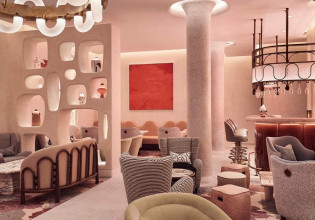 Το Red Room στο Λονδίνο τιμά τις γυναίκες καλλιτέχνιδες