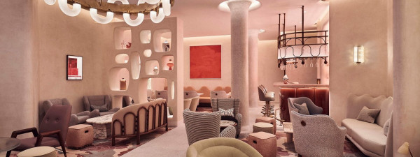 Το Red Room στο Λονδίνο τιμά τις γυναίκες καλλιτέχνιδες