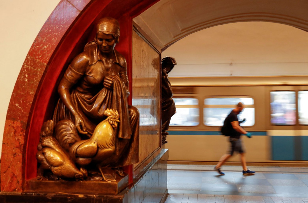 Ρωσία – Έρχονται οι μη εργάσιμες μέρες για να περιοριστεί η εξάπλωση του κοροναϊού