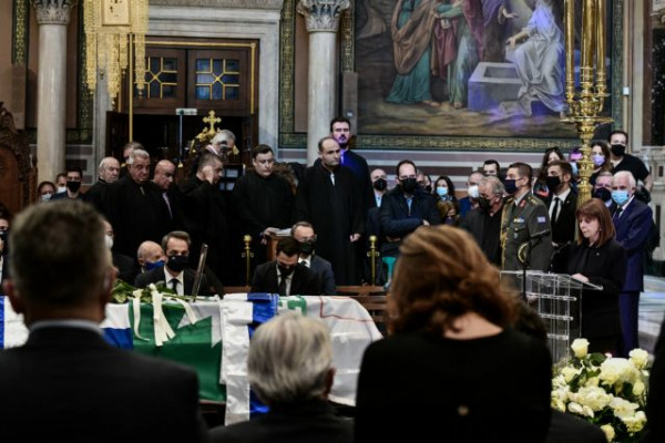 Σακελλαροπούλου – Θα θυμόμαστε την Φώφη Γεννηματά ως ένα πρότυπο γενναιότητας και ακεραιότητας