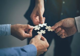 Small and Medium Enterprises – The big dilemma of partnerships or shutdowns