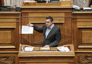 Άγρια επίθεση Τσίπρα σε Μητσοτάκη – Είστε αδιάβαστος, αδαής και αλαζόνας